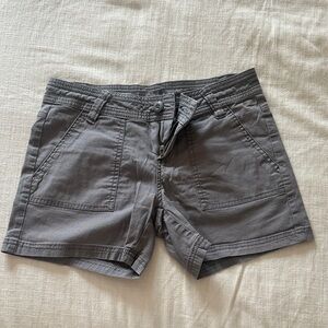 🌿 prAna Gray Utility Shorts (Size 2)